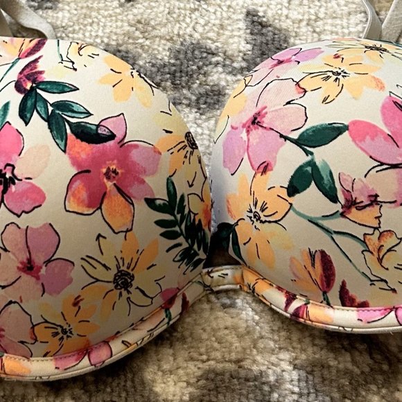 Pink by Victoria Secret Women's Wear Everywhere Super Push Up Bra 34C - Picture 1 of 5